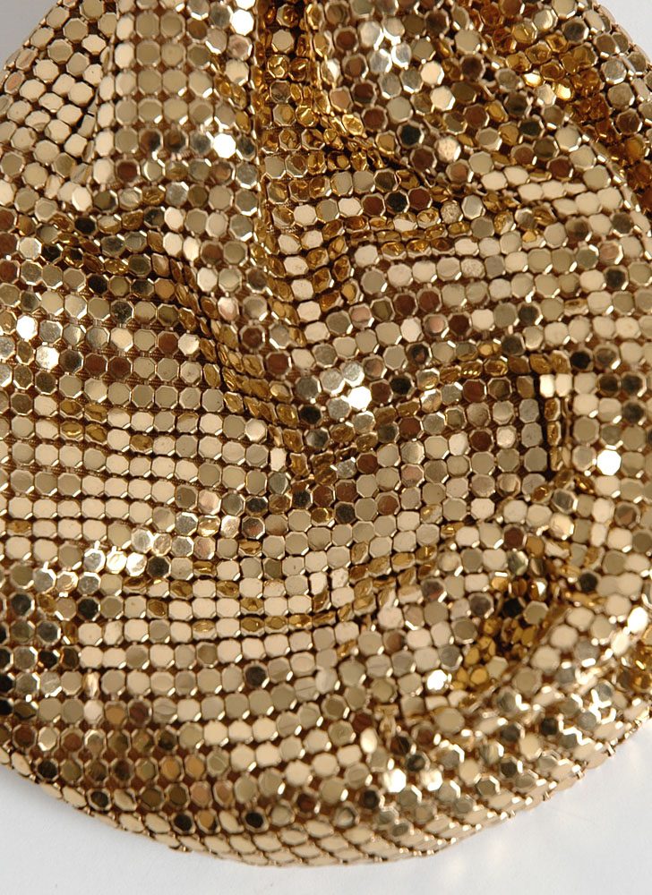 1920s Whiting & Davis gold mesh purse
