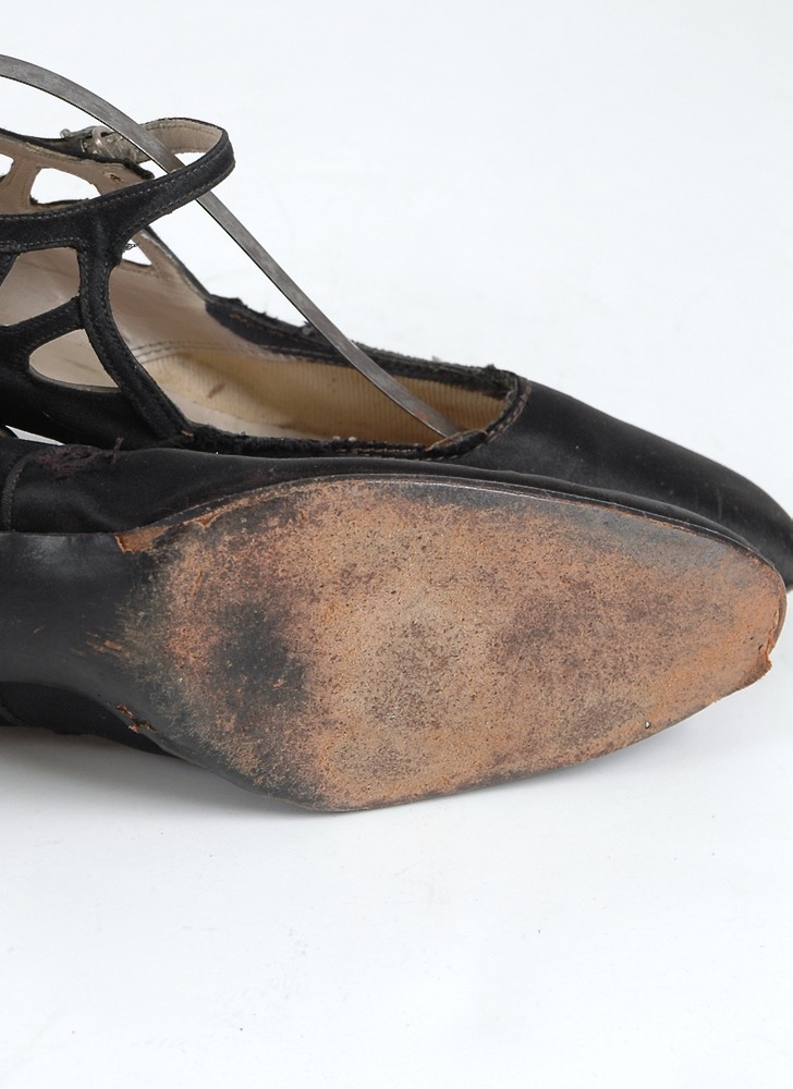 1920s black silk satin heels @size 8