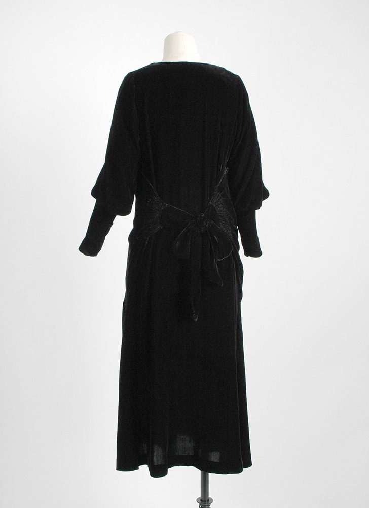 1920s 1930s bias-cut black silk velvet dress