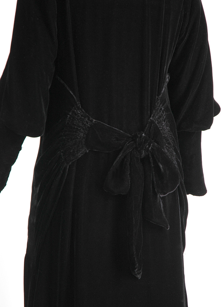 1920s 1930s bias-cut black silk velvet dress
