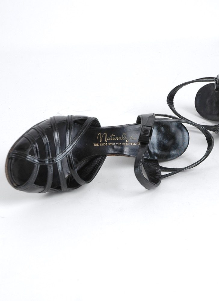 1940s black patent leather heels