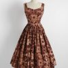 1950s brown Hawaiian tiki dress
