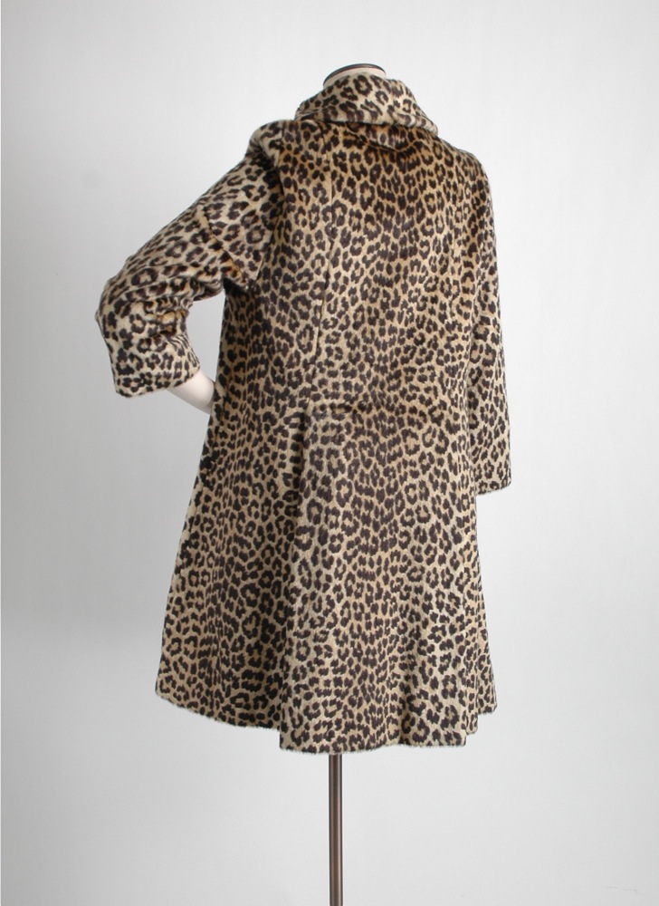1950s 60s faux leopard fur coat m/l