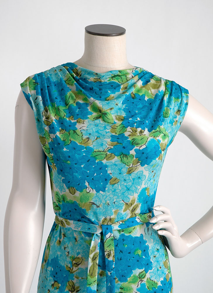 1960s Bonwit Teller blue floral Italian silk jersey dress