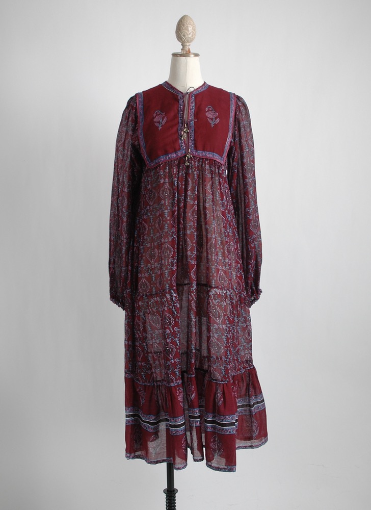 1970s al-Harbi burgundy India cotton dress old stock