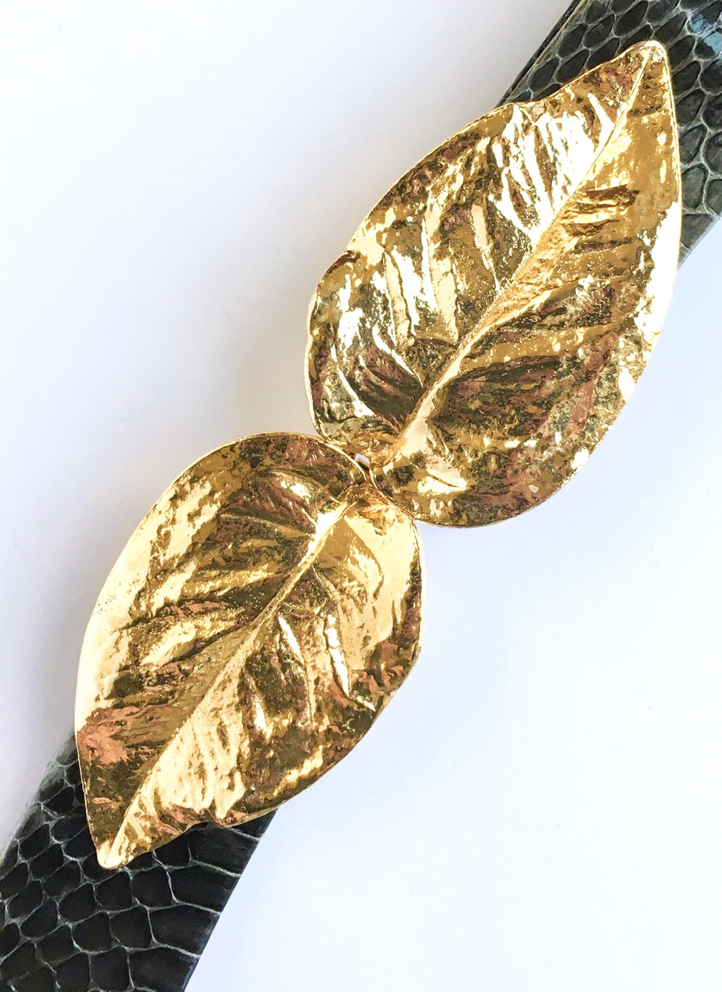 1980s Mimi di N gold leaf buckle belt