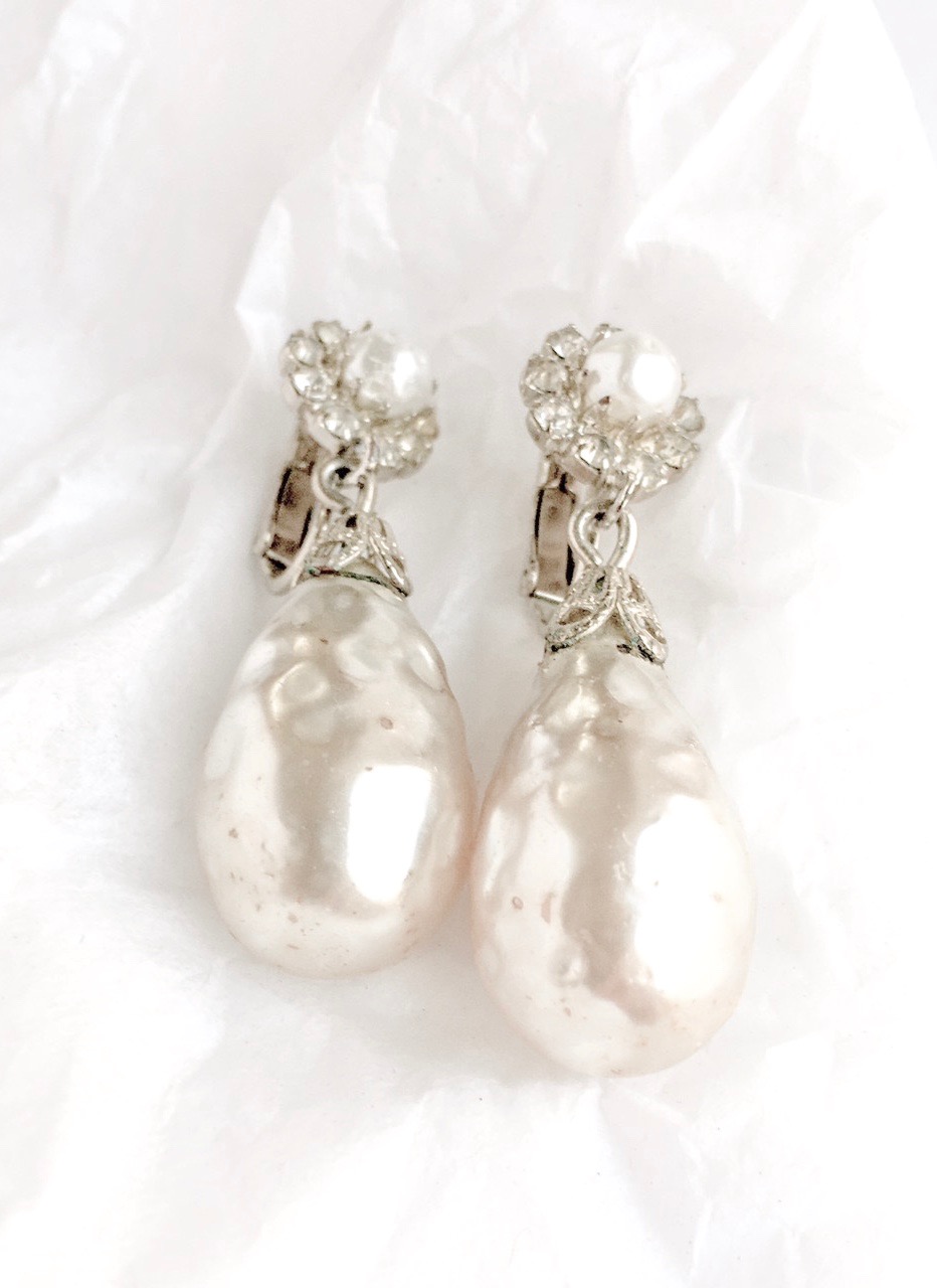 vintage Baroque pearl earrings