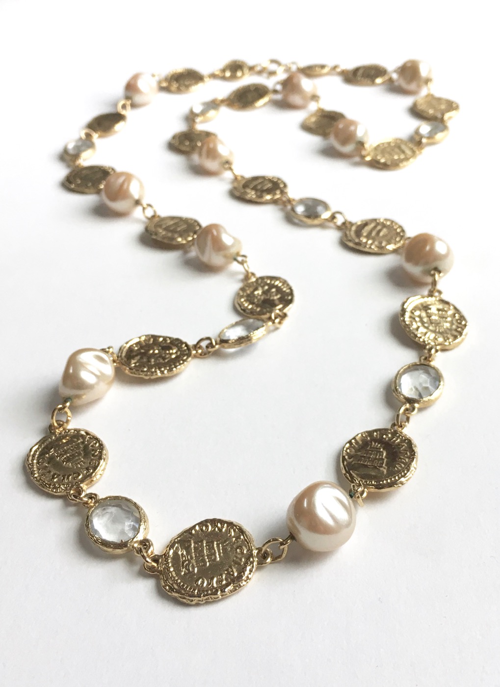 Beautiful authentic vintage Chanel baroque long pearl necklace