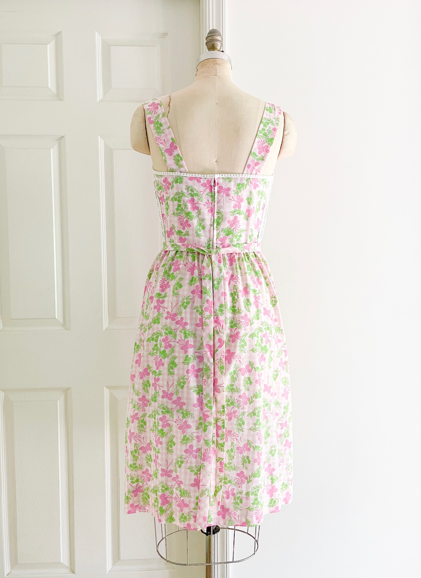 1970s The Lilly pink + green butterfly dress Lilly Pulitzer – Hemlock  Vintage Clothing