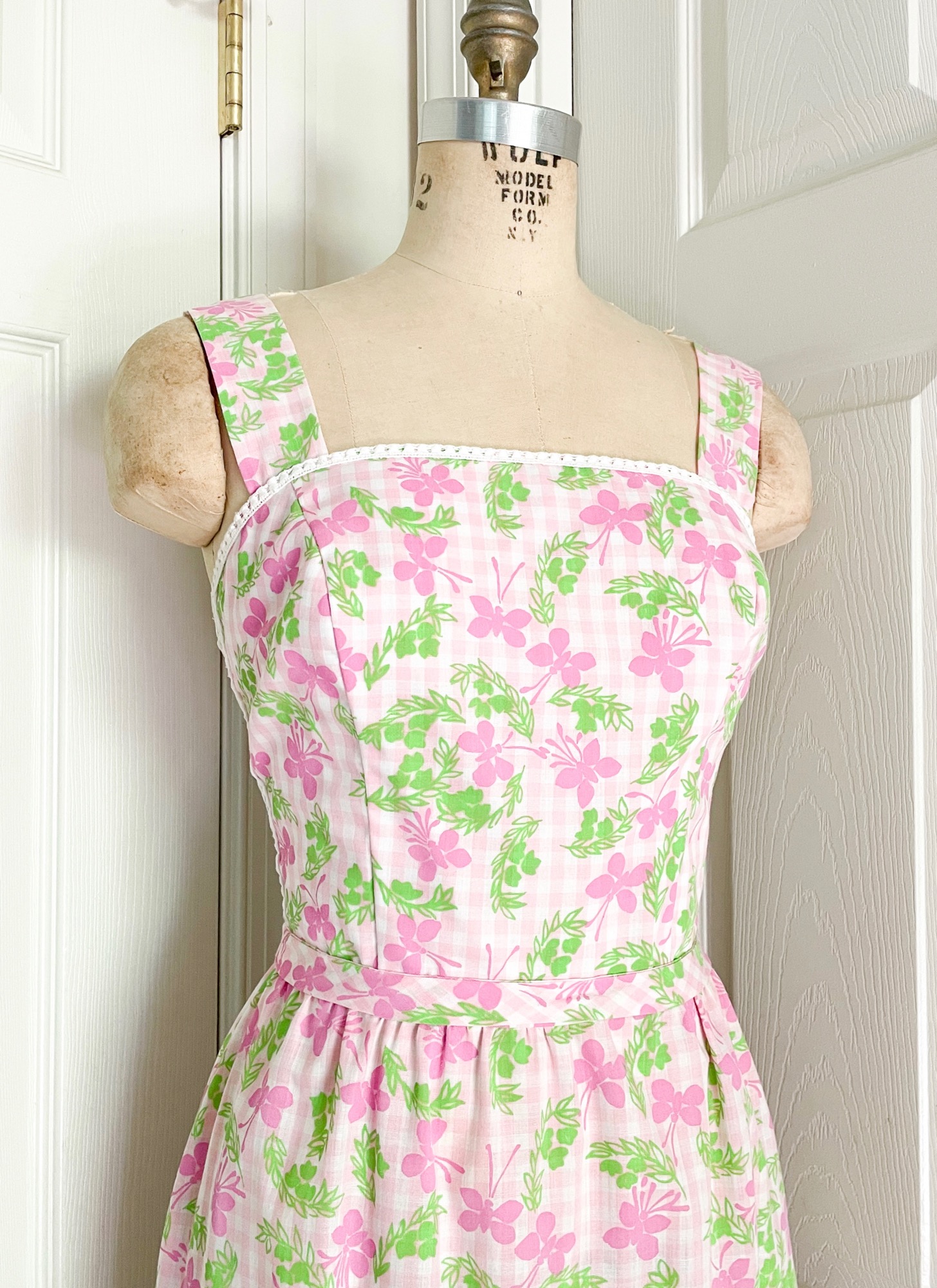 1970s The Lilly pink + green butterfly dress Lilly Pulitzer – Hemlock  Vintage Clothing