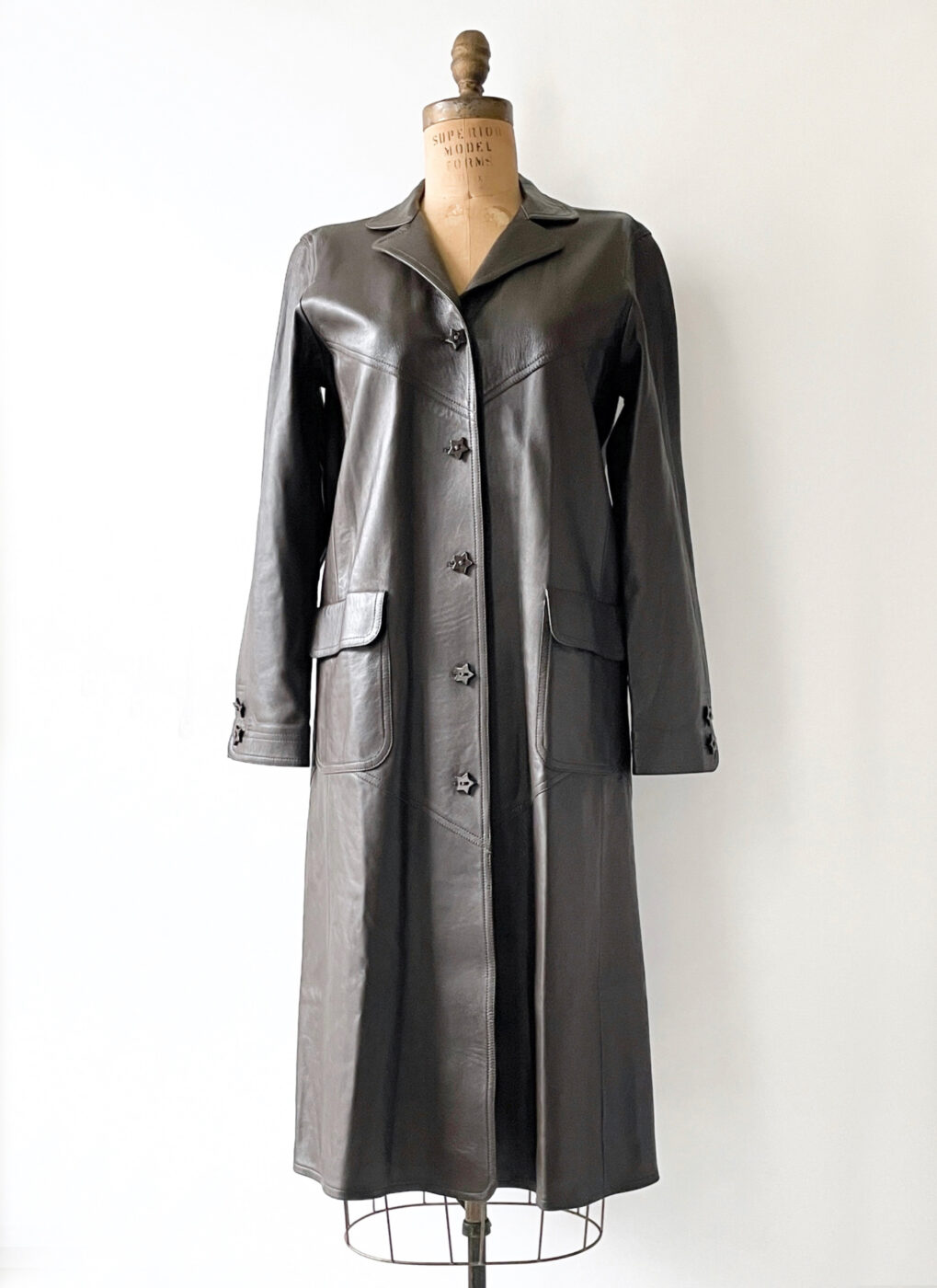 vintage Jean Muir brown leather coat with star buttons – Hemlock ...